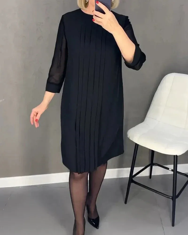 Séraphine – Elegant and Versatile Pleated Dress