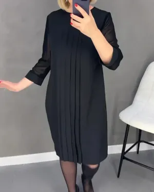 Séraphine – Elegant and Versatile Pleated Dress