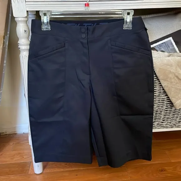 Tail Active Wear women’s 21” Elastique short w/piping, Golf shorts sz2, sz4 blk