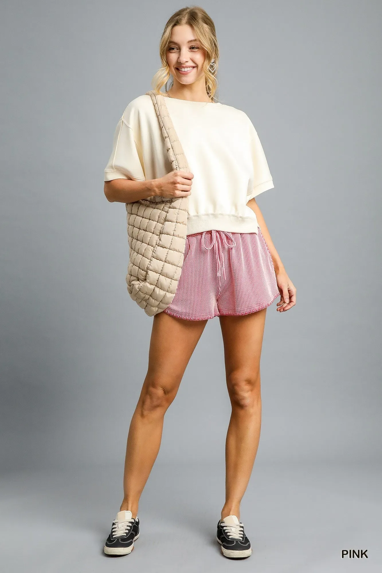 The Chill Stripe Shorts - Pink