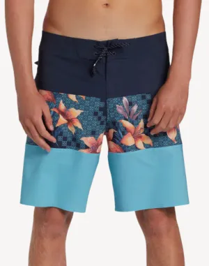 Tribong Pro 18.5" Boardshort