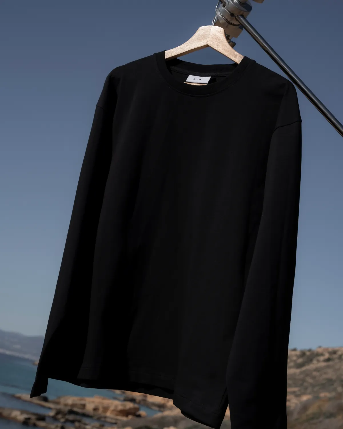 TS 03 Essence Longsleeve Black
