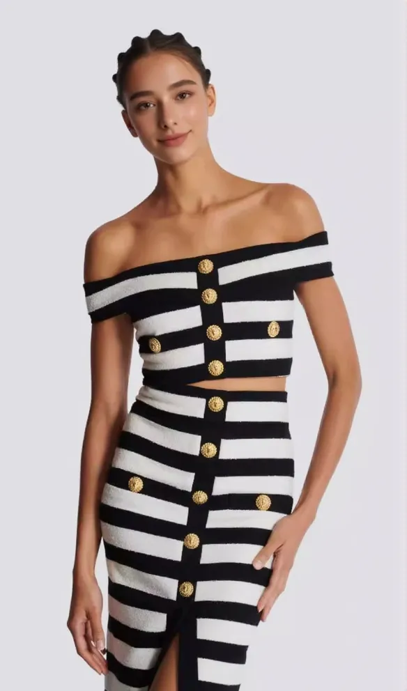 TWO-TONE EMBELLISHED KNITTED CROPPED TOP SKIRT SET