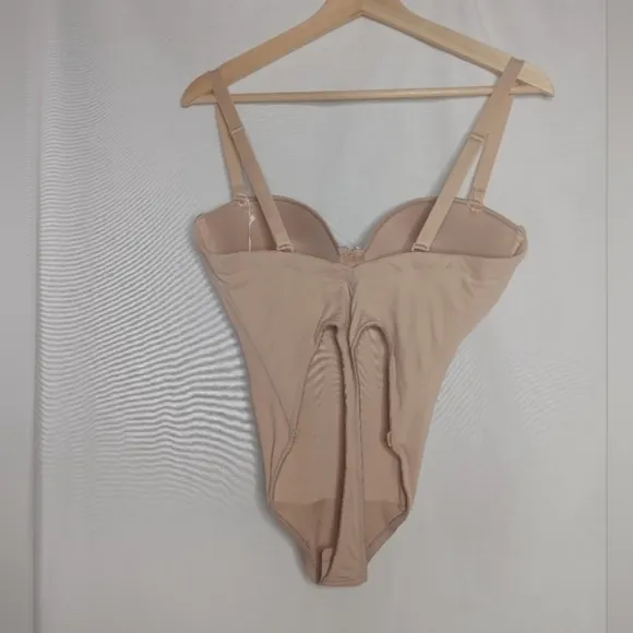 Va Bien Low Back Backless Thong Bodysuit Shapewear Nude Beige 34D 1509 NEW
