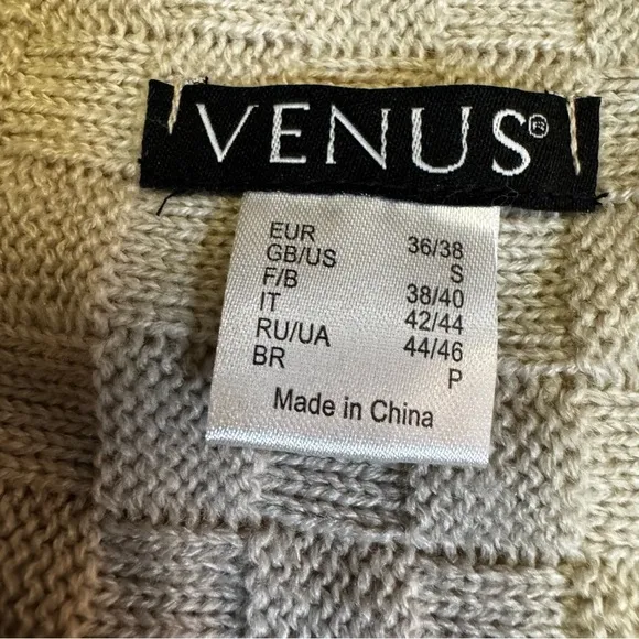 Venus Beige Tan Basket Weave Wrap Sweater with Toggle Closure NWT Size Small