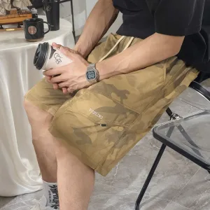 Versatile Elastic-Waisted Camo Cargo Shorts for Men
