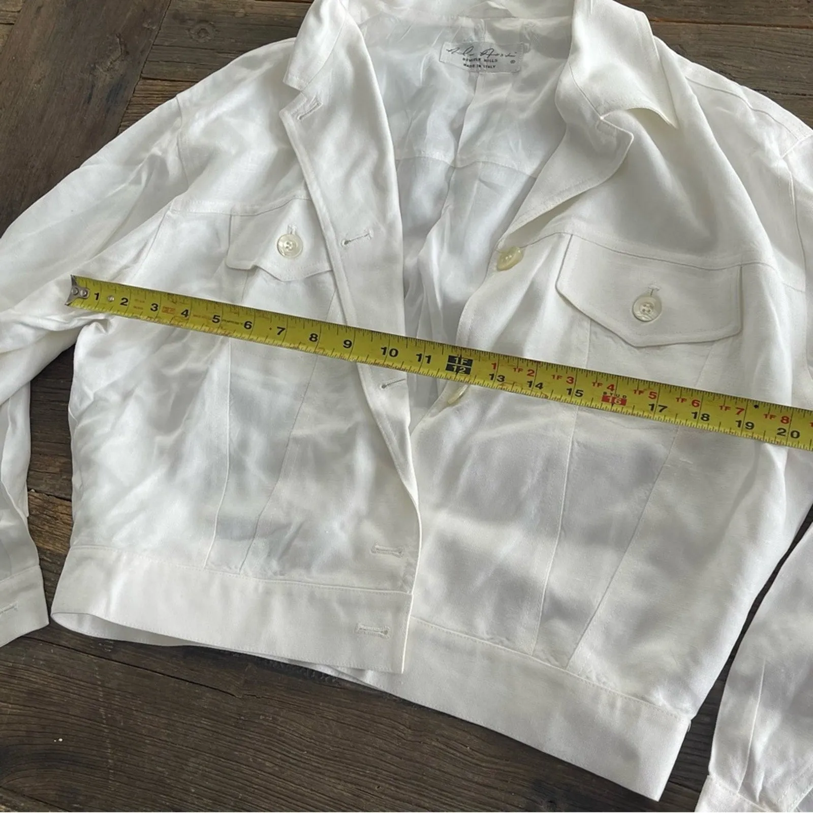 VTG Alan Austin Women's Soft Cropped White Button-Up Jacket - Model 42, US Size 10