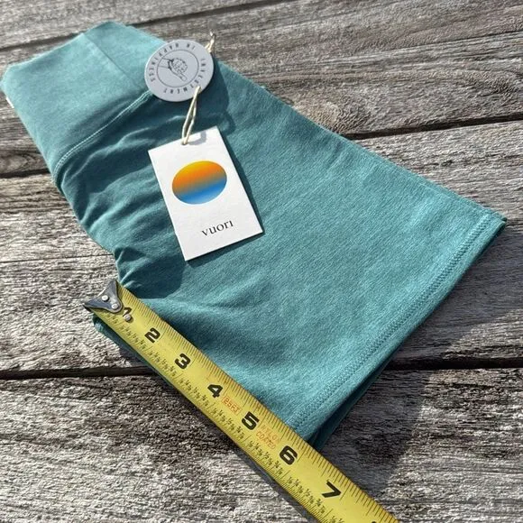 VUORI Clean Elevation Shorty Luna Heather XS NWT BIKE SHORT 6” inseam‎