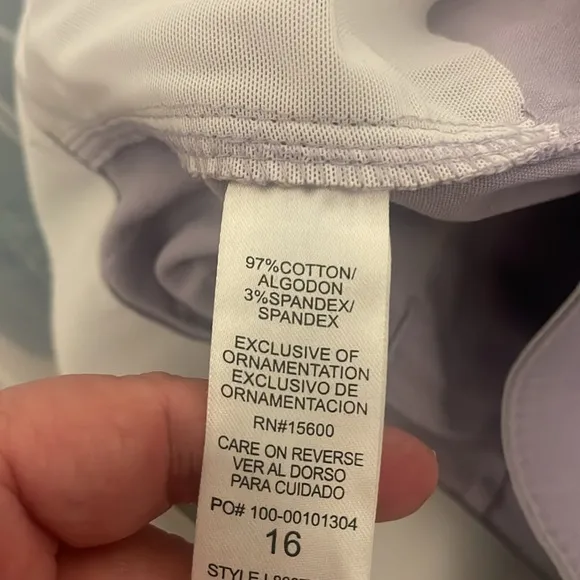 Wit &amp; Wisdom Absolution Frayed High Rise Cargo Shorts Lavender Dust Size 16