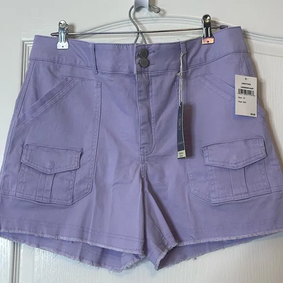 Wit &amp; Wisdom Absolution Frayed High Rise Cargo Shorts Lavender Dust Size 16