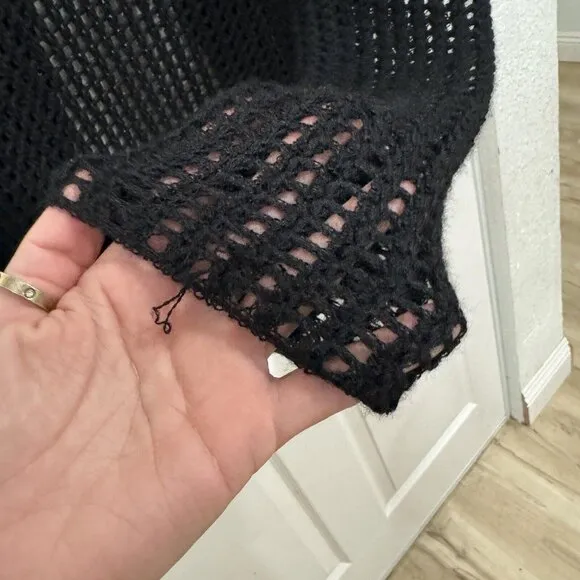 Womens BEYOND THREADS PERU Black Cardigan 90% Baby Alpaca Medium M Crochet Knit