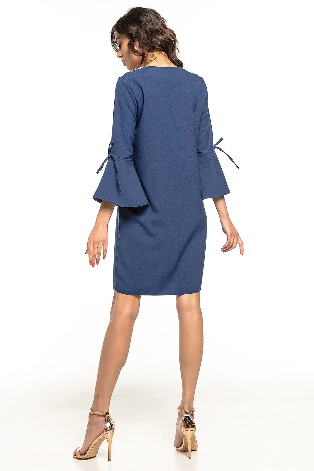 Women's Light Grey Cocktail Dress with Bow-Tied 3/4 Sleeves and Relaxed Fit
