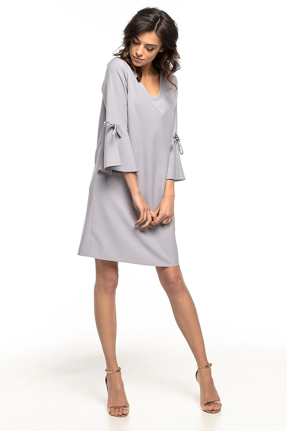 Women's Light Grey Cocktail Dress with Bow-Tied 3/4 Sleeves and Relaxed Fit