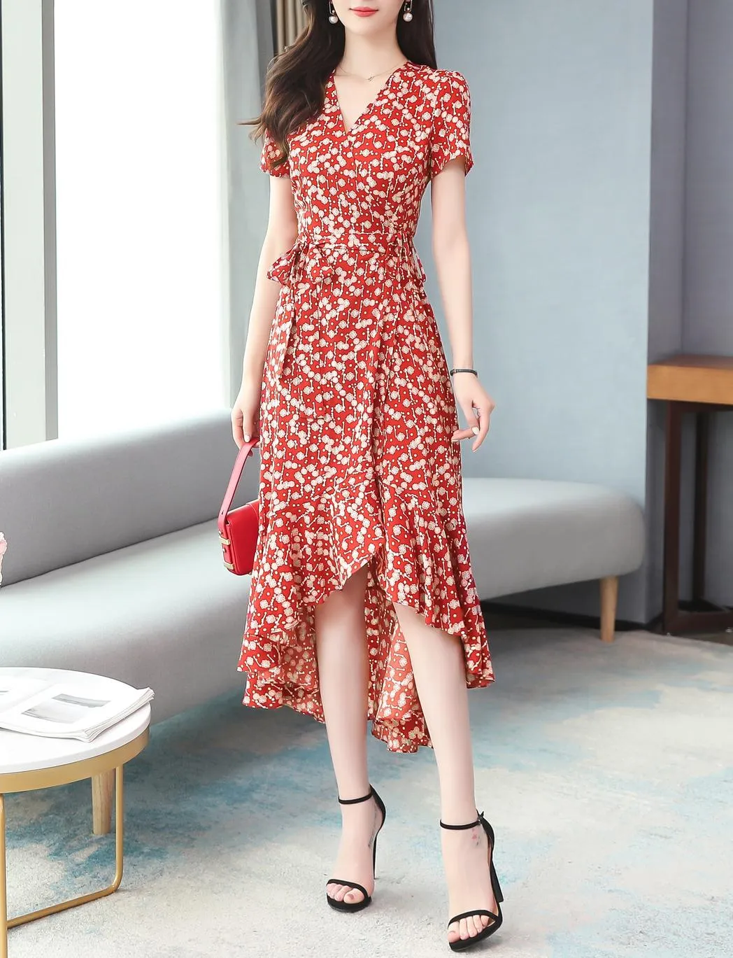 Women's Vacation-Ready Chiffon Dress with V-Neck and Waist Gather