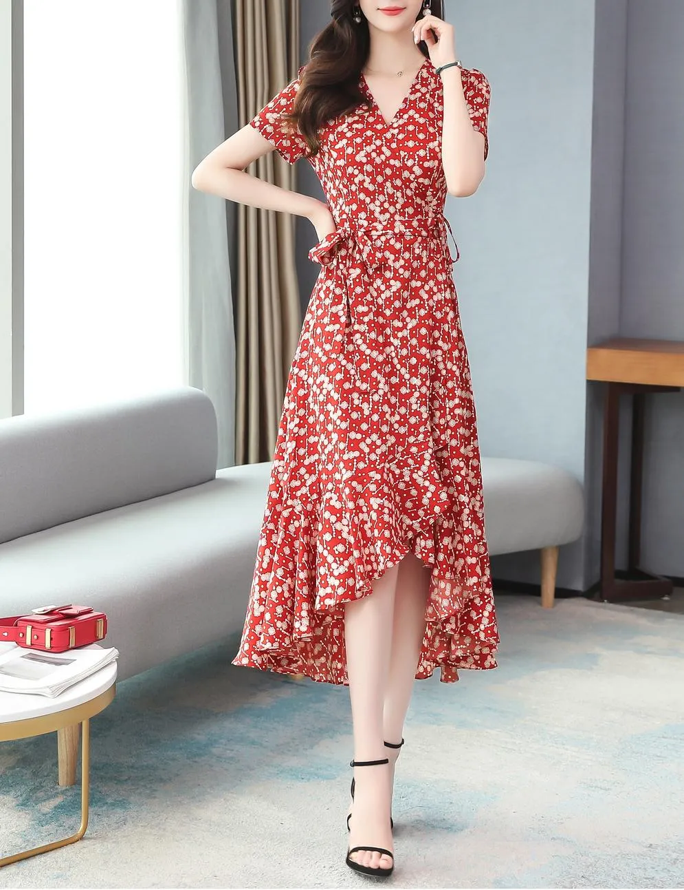 Women's Vacation-Ready Chiffon Dress with V-Neck and Waist Gather