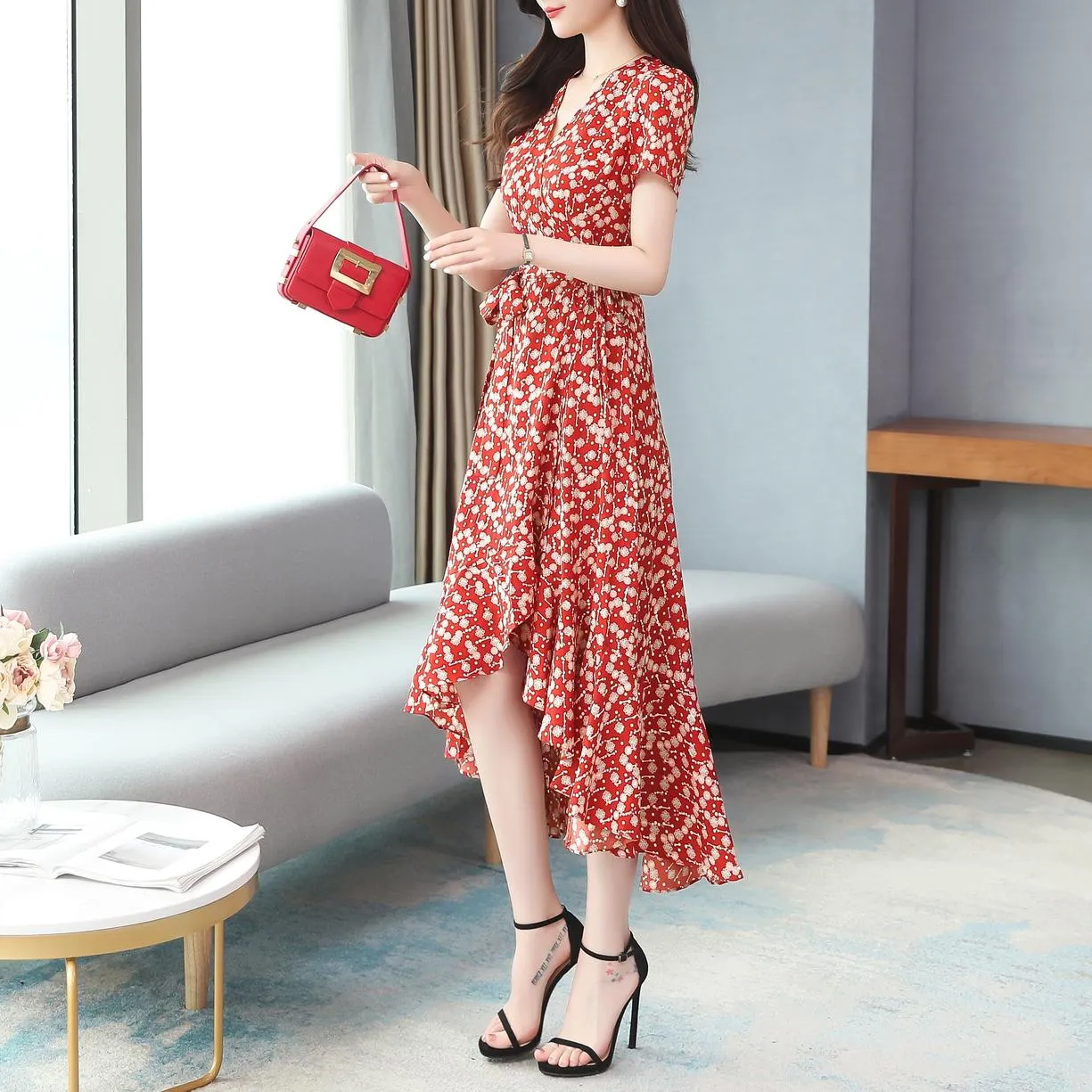 Women's Vacation-Ready Chiffon Dress with V-Neck and Waist Gather