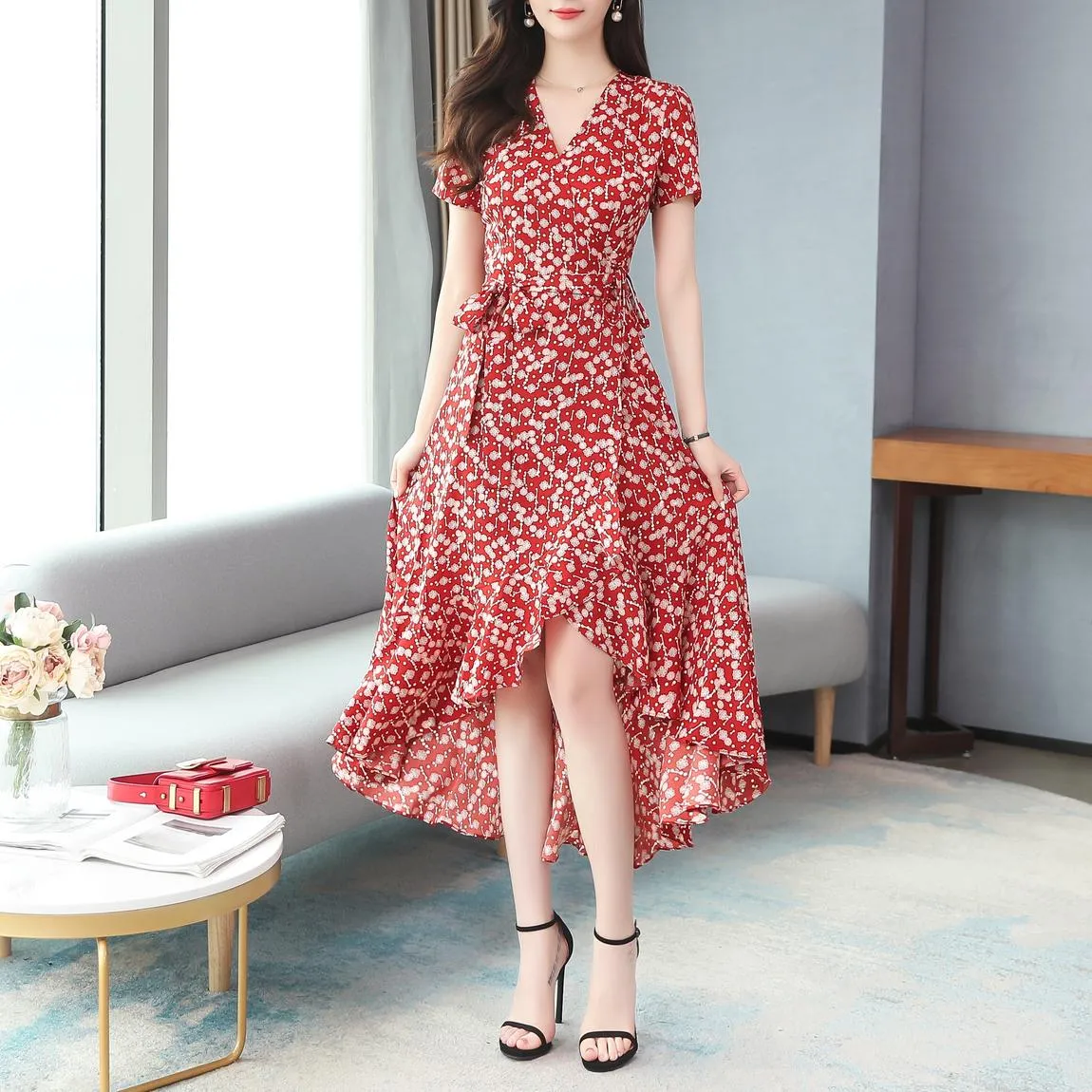 Women's Vacation-Ready Chiffon Dress with V-Neck and Waist Gather