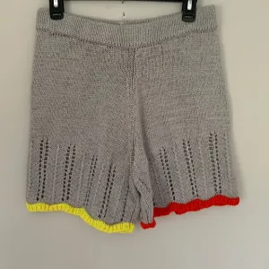 YanYan Knit Shorts. Sz:Large. NWT
