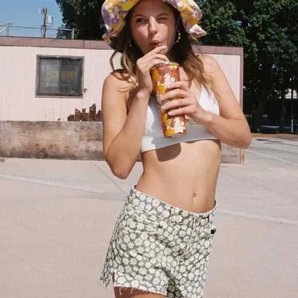 Zara Daisy Print High Waisted Straight Shorts Sizes 8 and 12