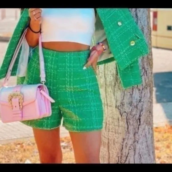 ZARA Textured Green Shorts