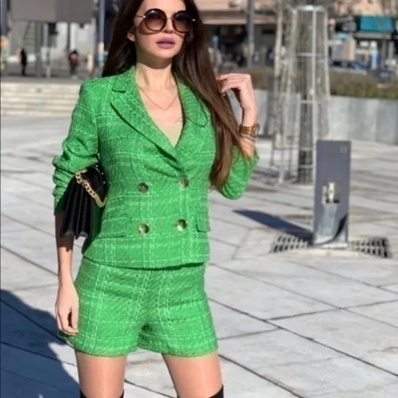 ZARA Textured Green Shorts