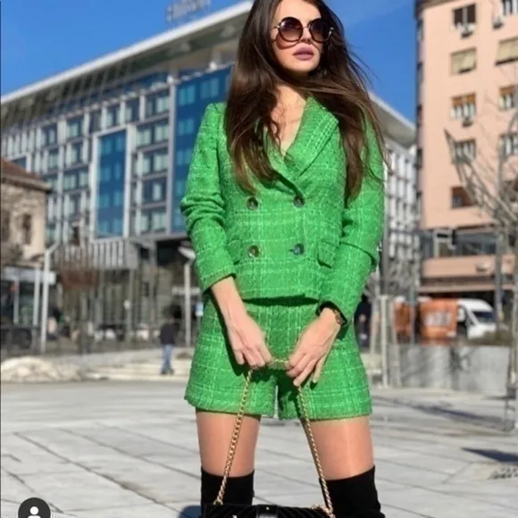 ZARA Textured Green Shorts